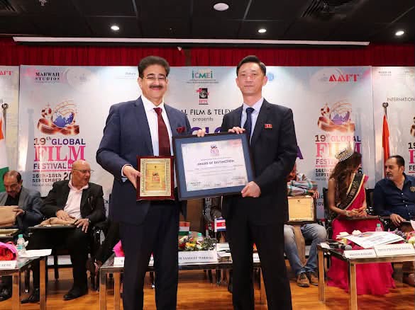 DPR Korea Diplomat Choe Ju Nam Receives Festival Memento and Award of Distinction at 19th Global Film Festival Noida 2026